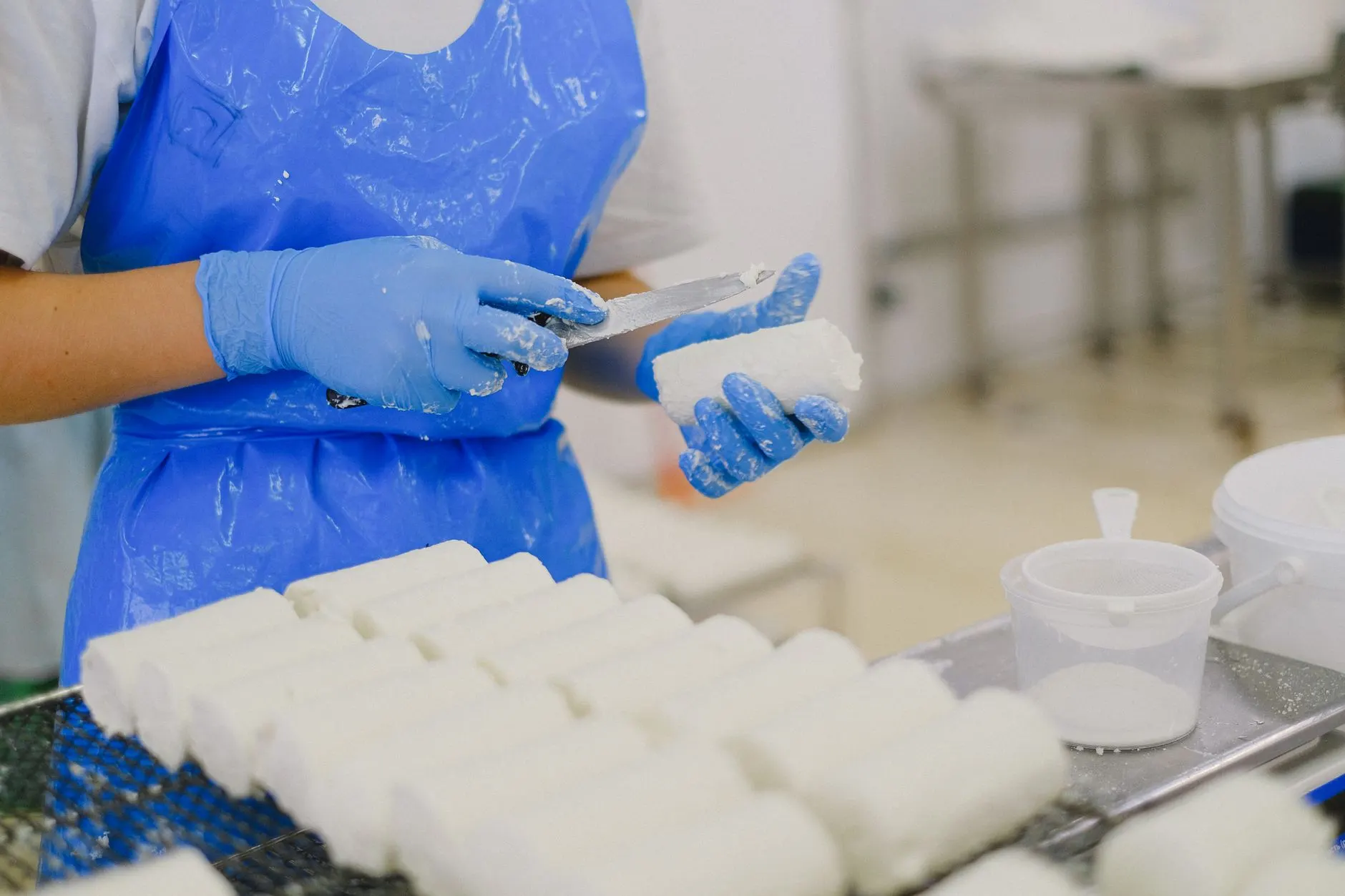 齿轮加工设备与精密磨床选型指南：匹配不同加工需求的设备组合方案