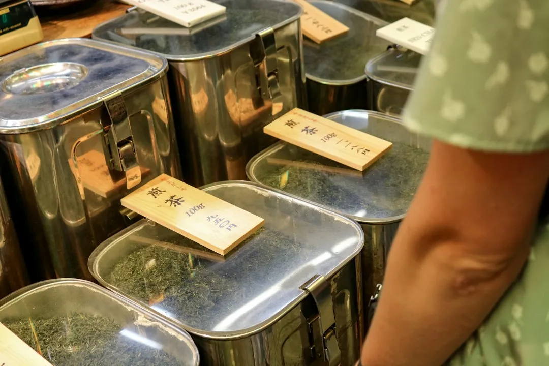 数控车床与精密铣床选型对比：如何匹配不同加工精度的生产需求